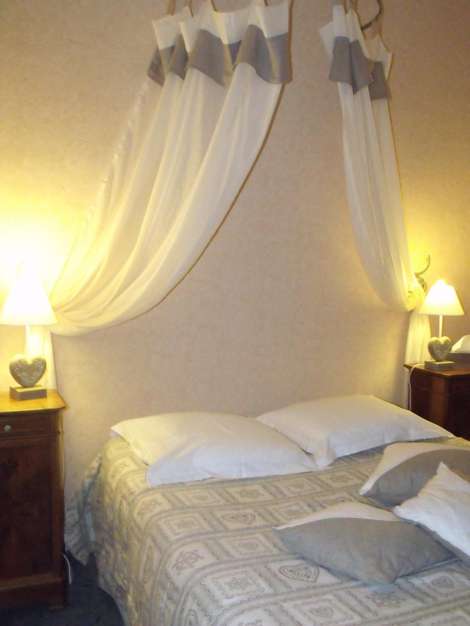 Relais Saint Louis, Logis Hotell Belleme Eksteriør bilde